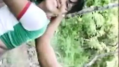 Kerala sex outdoor fuck of a desi bitch with her lover