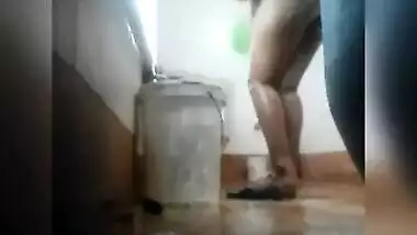 After sex innocent Desi woman washes her XXX body in the bathroom