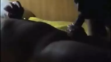 Desi sex vids of an Indian pair fucking in a hotel room