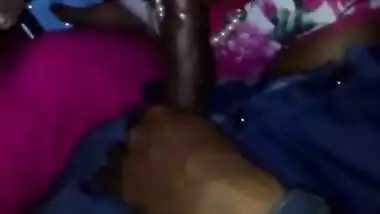 In the fresh air is comfortable for Desi wife to give a XXX blowjob