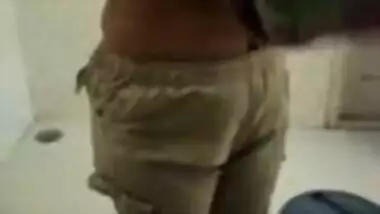 Desi rich boy asking huge boobs servent to wear his mammas dress