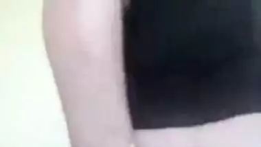 Indian Hot Punjabi bhabhi says Shone Meri Fuddi Vich Lun Pao dirty video audio - Wowmoyback