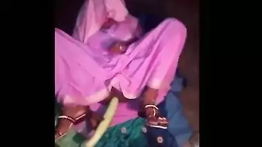 Indian horny desi cheating house wife doing masturbation take nude selfie collection