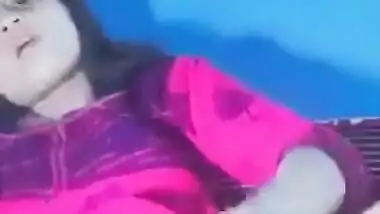 Bangladeshi Beautiful Super Horny Chittagong Girl Pussy Fingering Part 1