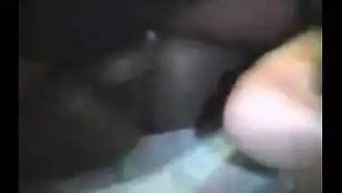 Amateur desi pair makes a sex movie of their home sex session
