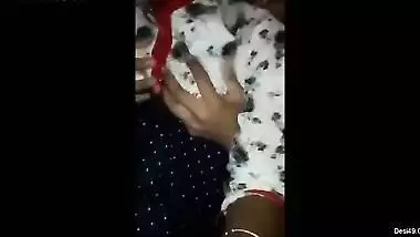 Desi man films himself kissing his girlfriend and touching her XXX boobs