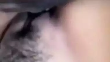 Desi girl's well-groomed pussy is main XXX character of MMS show