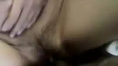 Car is a good XXX place for Chudai girl and Paki guy to have sex