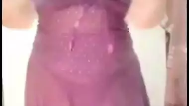 Desi wench strips when dancing at private XXX party at the hotel