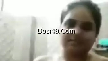 Today Exclusive- Horny Desi Wife Bathing On Video Call Part 2