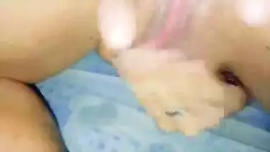 Tamang Sound Trip para hindi Marinig ng mga Kapitbahay ang Masarap na Kantutan!!