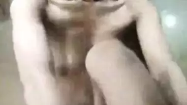 Horny Desi Wife Selfie Nude MMS video shot for secret lover