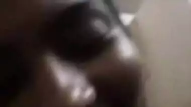 Tamil Girl Showing Her Boobs on Video Call With Clearl Tamil Talk