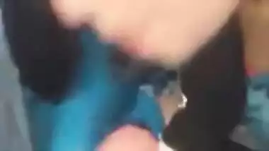 Lustful Desi bitch has oral XXX sex in car with man making MMS video