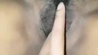 Tempting Indian cheating fuck takes no XXX cock but fingers in sex hole