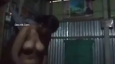 Today Exclusive- Desi Village Girl Showing Her Boobs And Pussy To Lover Part 1