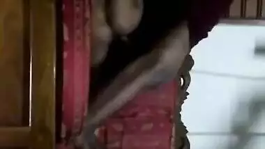 Desi XXX wife gets her pussy fucked hard on a sofa MMS