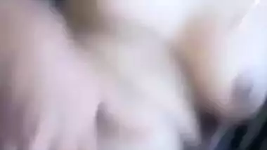 Sexy Figure Desi girl Fingering