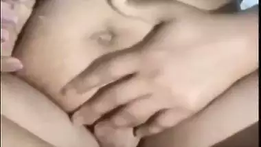 Nude Aunty shows her hairy pussy and boobs on video call