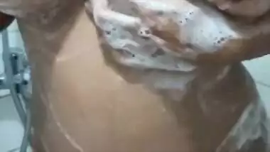 My Indian girl friend bathing - Tamil girl Divya