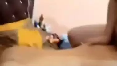 Mature Desi XXX couple have a nice sex on camera MMS video
