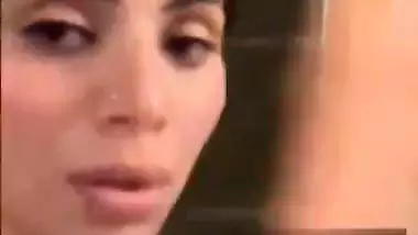 Viral Indian actress nude MMS of Miss. Arora