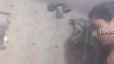 Today Exclusive- Desi Gf Showing Her Boobs And Pussy To Lover On Video Call Part 1