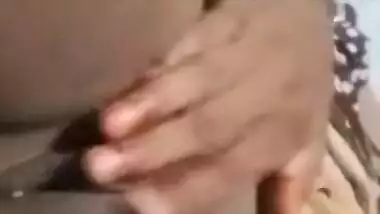 Natural-boobed XXX whore has shaved pussy exposed for Desi fans MMS