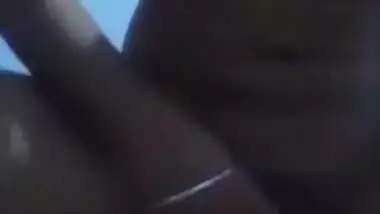 Today Exclusive- Desi Village Girl Showing Her Boobs And Pussy Part 3
