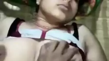 Cute Desi XXX housewife have a painful sex with husband’s friend MMS