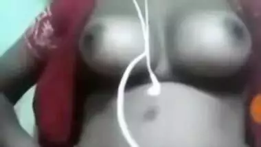 Desi Beautiful Girl Showing Her Boob on Imo video call-1