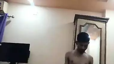 Cute Indian Girl Blowjob and First TIme Fucking With Clear Hindi Talking Don’t Miss