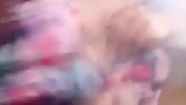 Hot MMS Of Cute Mumbai Girl Boob Press