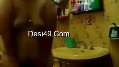 Landlady's ass is so huge that her Desi tenant films the porn video