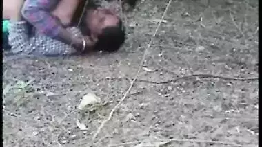 Cheating lewd wife is caught fucking outdoor with tramp, Desi mms XXX sex