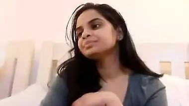 Today Exclusive- Most Demanded Girl Showing Her Boobs And Pussy Part 4