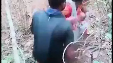 Village aunty is caught fucking outdoor with brother of hubby, Desi mms