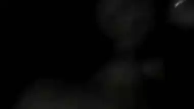 Amateur Paki fellow records on camera XXX chudai with attractive GF