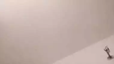 Webcam XXX video of a delightful Indian girl in sexy red lingerie