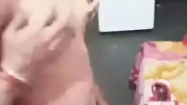 Fucker touches Desi girl's XXX body parts in the homemade MMS video