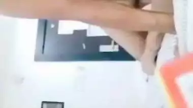 Desi performs XXX show to leak video where she is nailed by her fucker