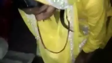 Shy Desi dancer still flashes pussy in the amateur porn video