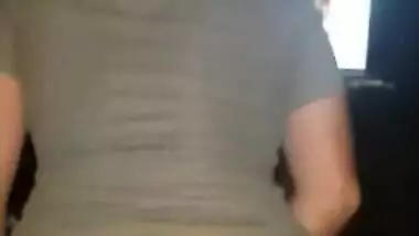 Native American reverse cowgirl pounds dick then sucks and pulls the cum right out! SO HOTT!!