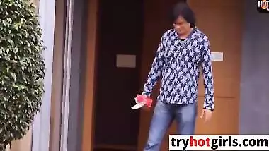Devar Bhabhi In Husband Ke Jane Ke Bad Bhabhi Ko Garam Bistar Me Choda Devar