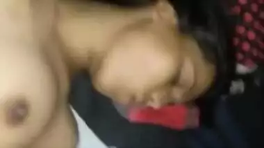 Boy involves Desi whore in XXX sex on camera in self-made porn video