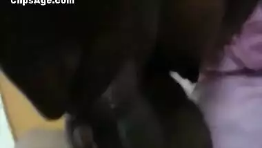 Local Indian Desi Tamil whore sucking dick of her customer until he cum inside her mouth