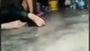 Young nephew fucks his Paki aunt while uncle working, desi XXX mms