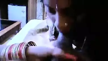 2 padosan se mard ke oral sex ka desi group threesome