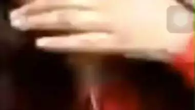 Cute expression bhabhi shows boobs and pussy on video call