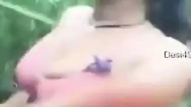 Desi wife caught cheating outdoor. This is going to be the mega XXX scandal